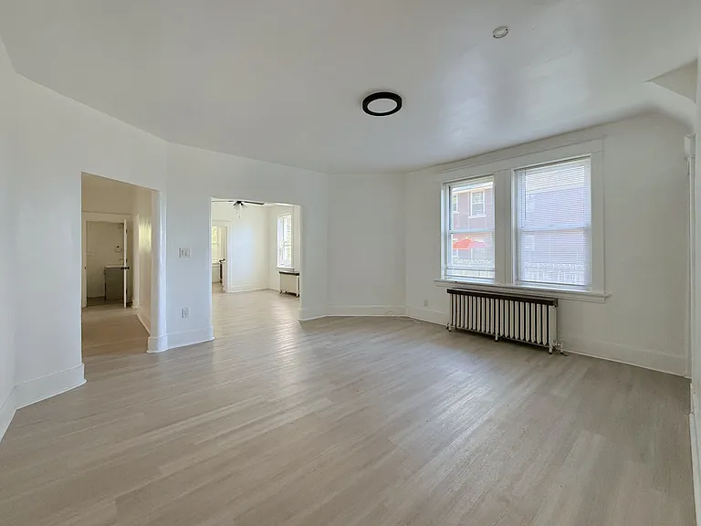 496 Gettysburg St #1 — Photo 4