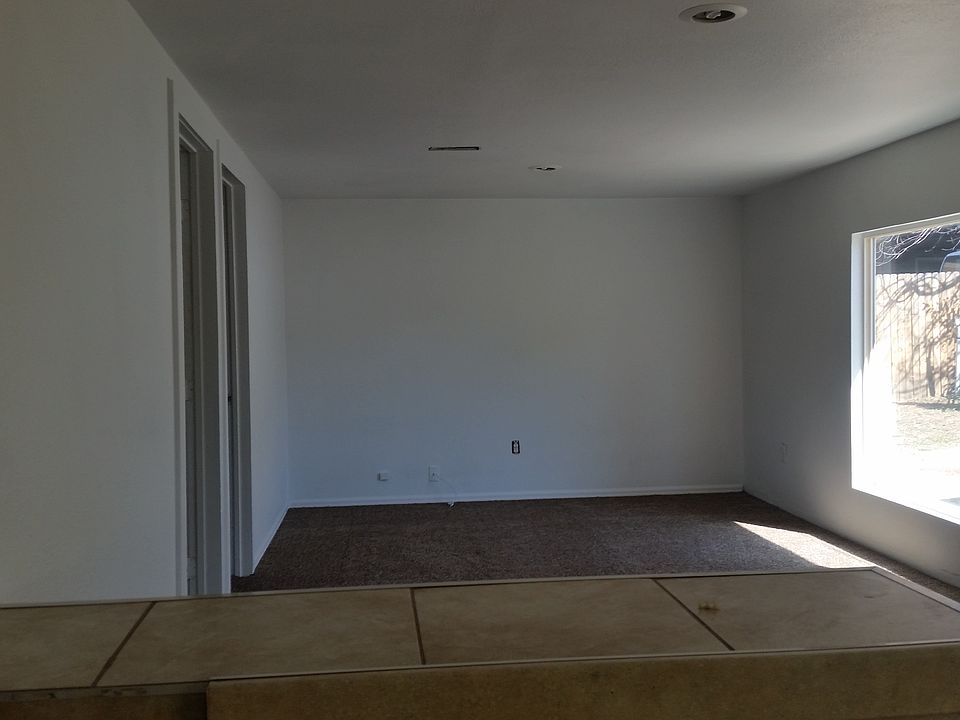 2nd image of 8175 Hooker St #House