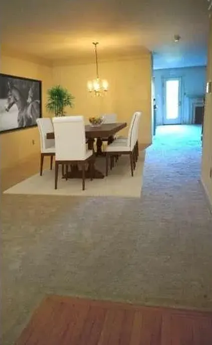 5 bed, 2.5 bath, 3300 sqft, $4,400 — Photo 2