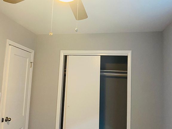 4th image of 3010 S Emerald Ave #2F