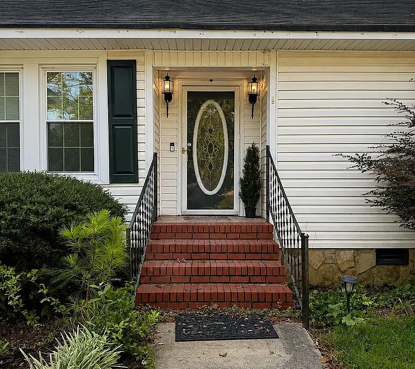 229 Cobb St