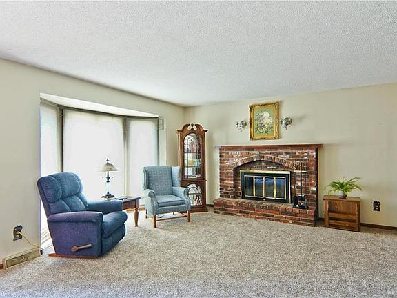 5th image of 1724 E Mechanic Ave