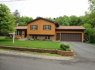 41023 N Ridge Cir, Antioch, IL 60002