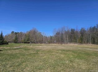 121 N 7th St, Manistique, MI 49854