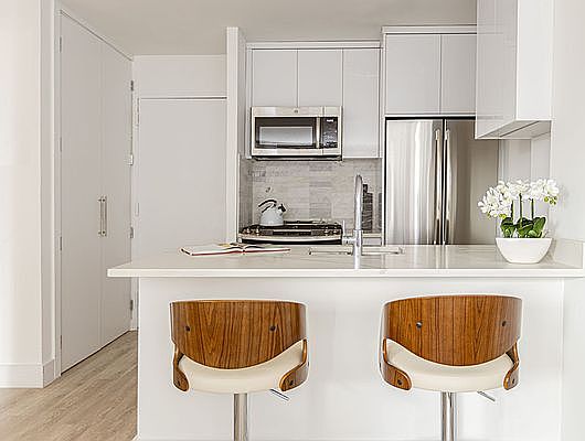 3rd image of 1735 York Ave APT 34F