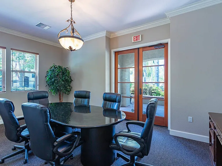 Elan Sevilla Conference Room