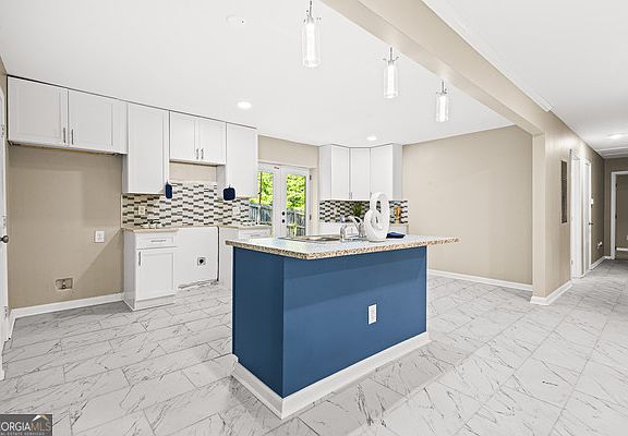 4th image of 2529 Ryne St NW