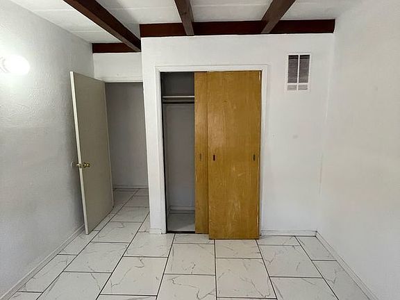3rd image of 1408 Walden Dr