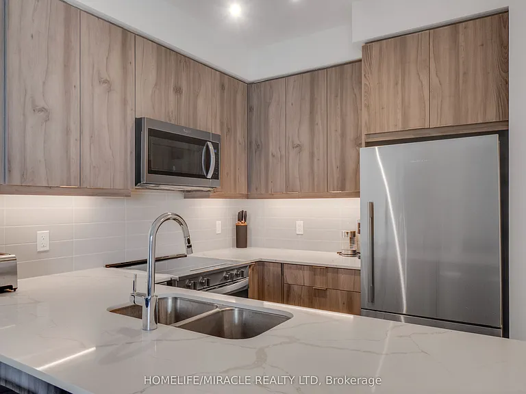 15 Watergarden Dr #511 — Photo 10