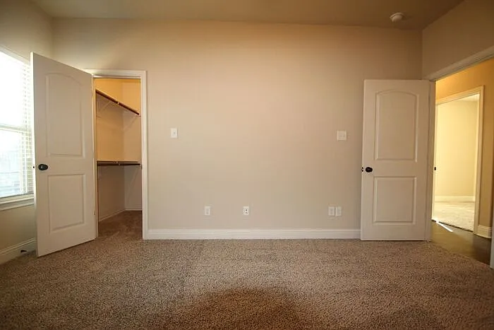 3 bed, 2.0 bath, 1089 sqft, $1,595 — Photo 4