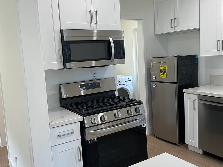 3631 1/2 Motor Ave #3631-1/2 — Photo 11