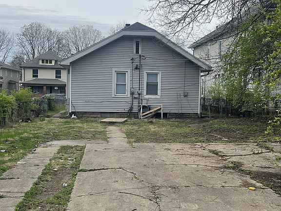 4th image of this home