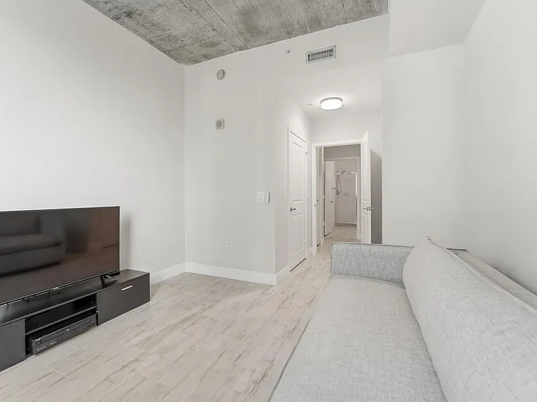 300 S Australian Ave #919 — Photo 23