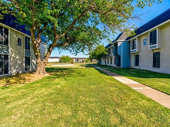 3rd image of 8411 La Prada Dr #2105