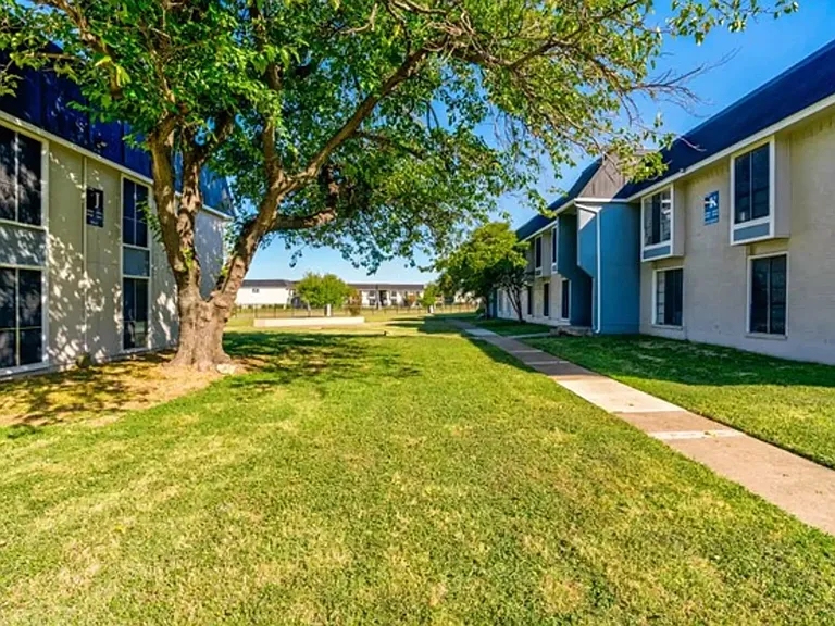 Casa Luna Apartments — Photo 3