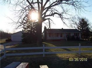 1345 S Royston Rd, Eaton Rapids, MI 48827