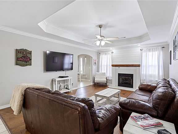 4th image of 201 Halleck Coach Rd