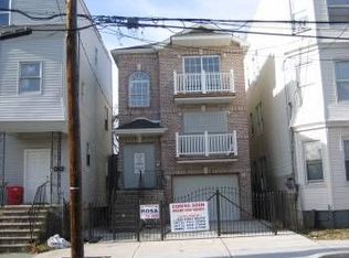 121 Ridgewood Ave, Newark, NJ 07108