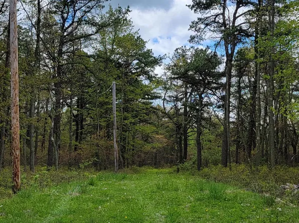 45086 Lr, Blakeslee, PA 18610