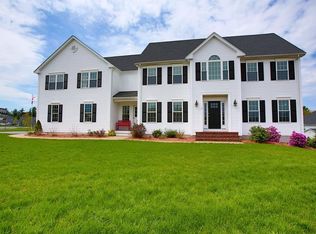 5 Red Gate Rd, Walpole, MA 02081