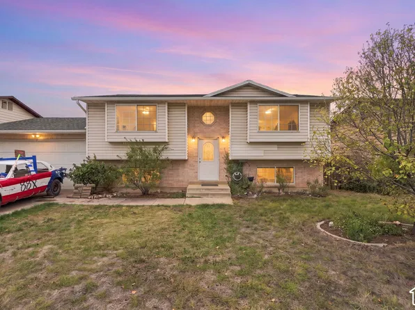 5791 S 3975 W, Roy, UT 84067