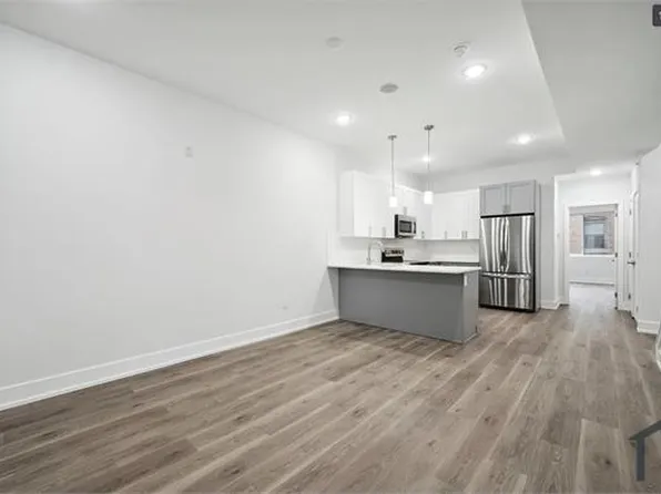 2105 N Fairhill St, Philadelphia, PA