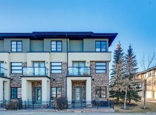212 E Aspen Stone Blvd SW, Calgary, AB T3H 0K3
