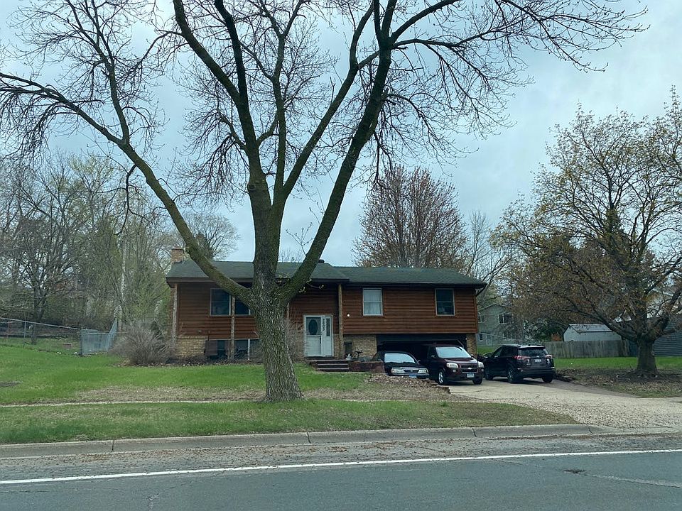 1st image of 2605 River Hills Dr