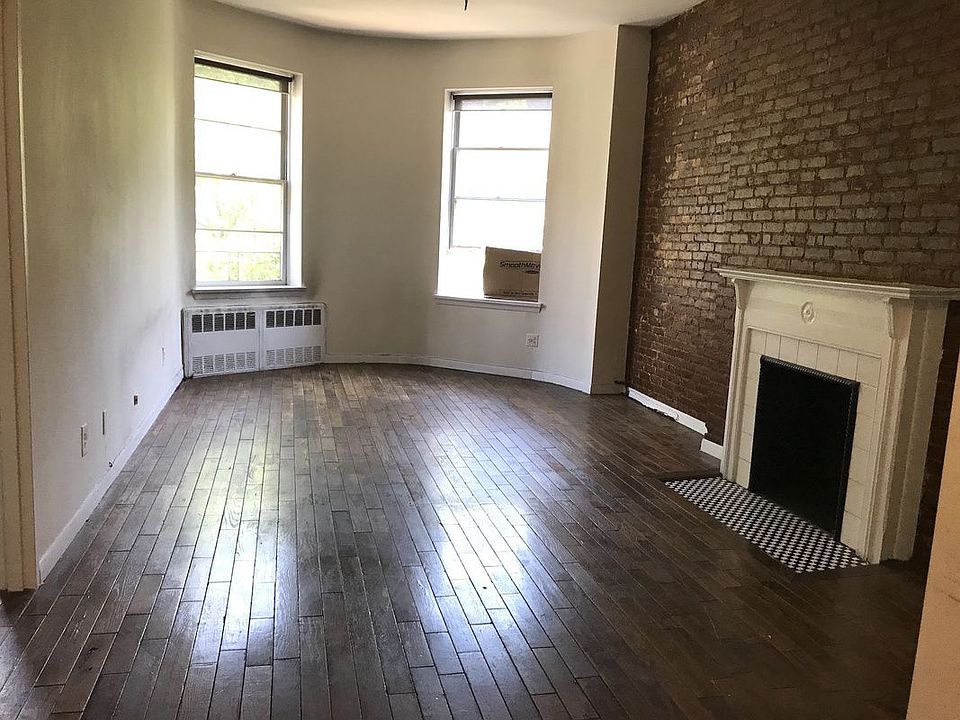 1st image of 52 W 87th St APT 3B