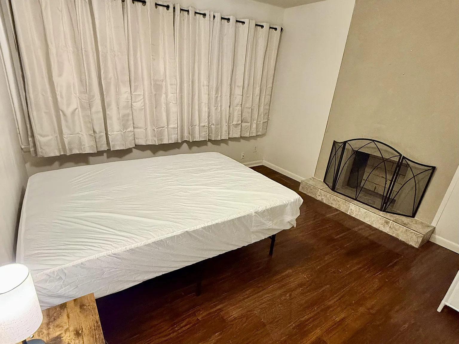 4 bed, 3.0 bath, 2113 sqft, $663 — Photo 2