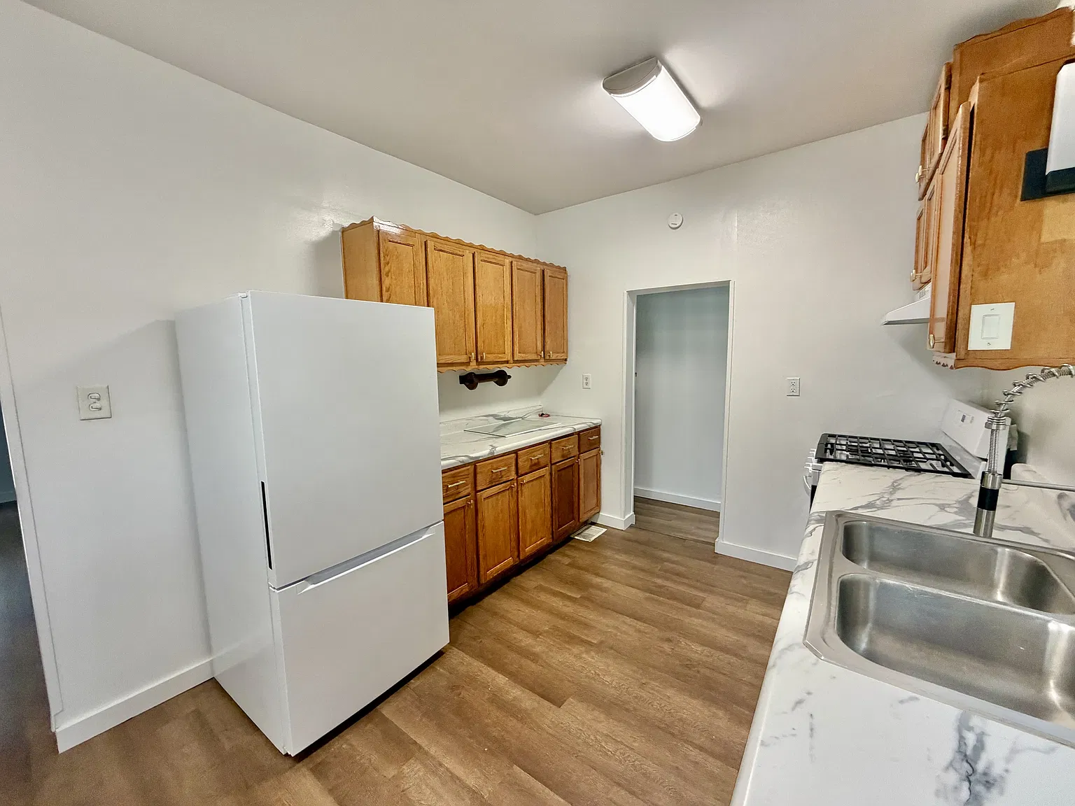 617 S Locke Street - 1 — Photo 3