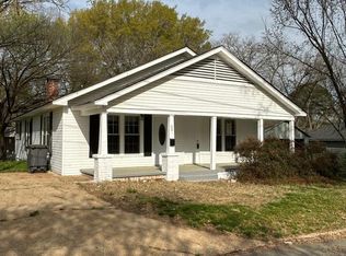 601 N Hickory St, Searcy, AR 72143