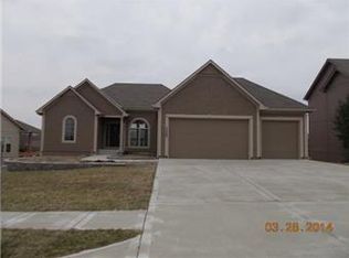 3909 NE 95th Ter, Kansas City, MO 64156
