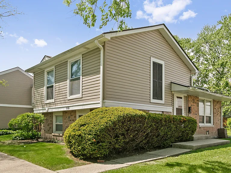 1106 Williamsburg Rd — Photo 1