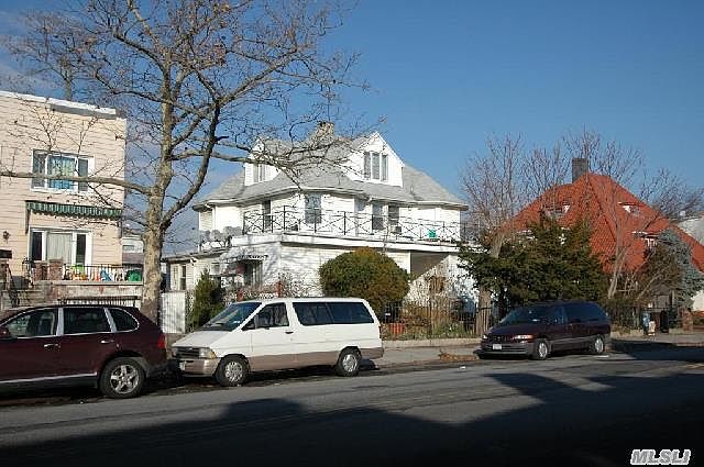 1st image of 3833 Neptune Ave