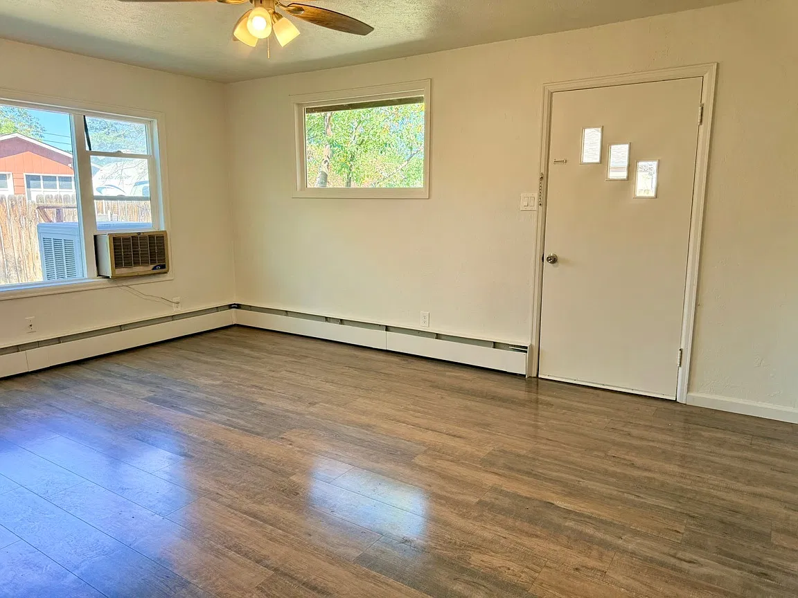 333 1/2 Epps Drive - 1 — Photo 3