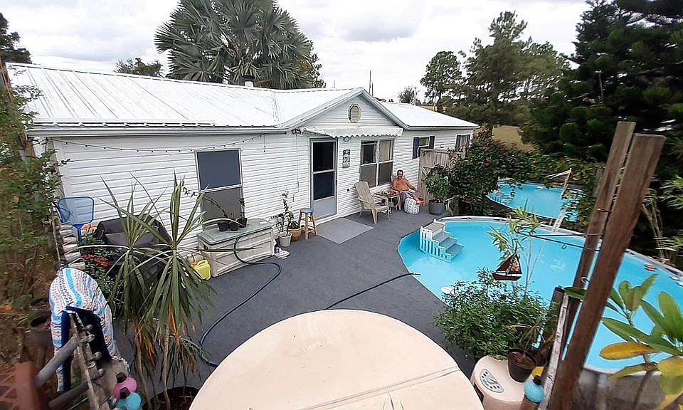 2nd image of 24200 Turkey Lake Rd