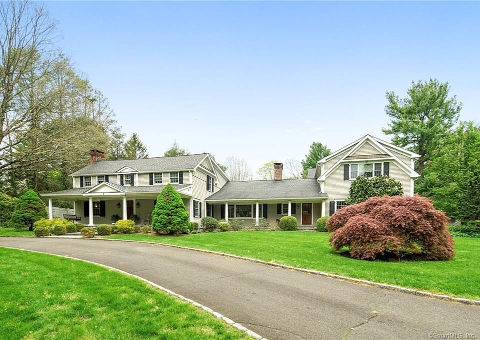 1st image of 7 Campbell Dr