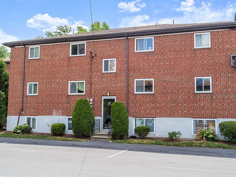 68 Bryon Rd #3 — Photo 1