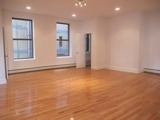 Rented by Citi Habitats | media 11