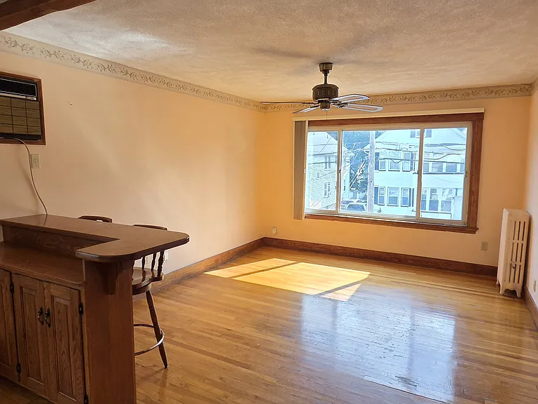 40 Englewood Ave #2 — Photo 10