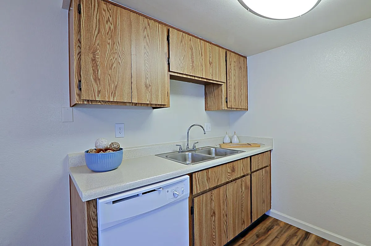 Building Photo - 1235 S Dorsey Ln #102
