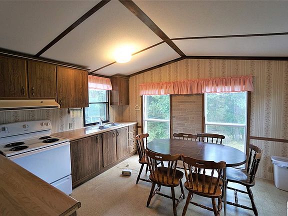 4th image of 356 Pineview Dr