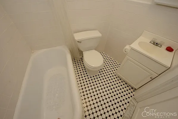 Sold by City Connections Realty | media 4