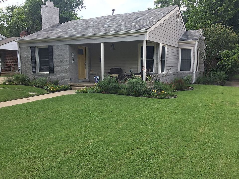 2nd image of 6432 Locke Ave