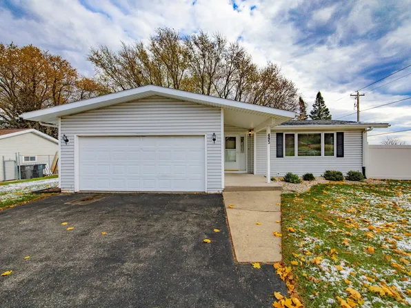 493 S Buckingham Blvd, Whitewater, WI 53190