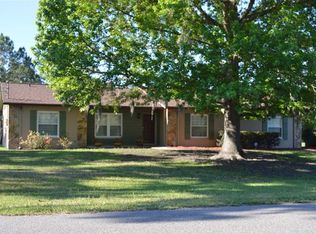 31624 Cross Creek Ln, Zephyrhills, FL 33543