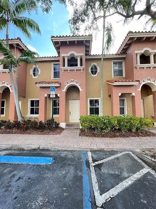 1st image of 10561 SW 6th St #1302