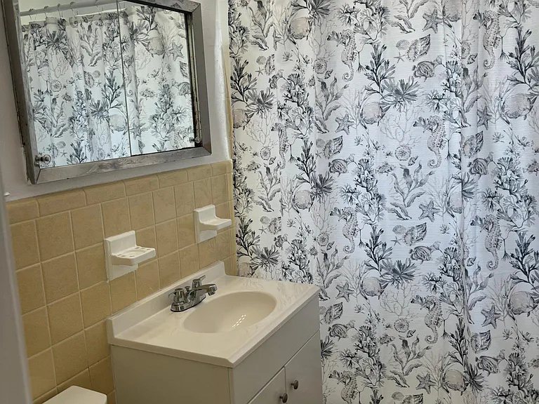 1252 S Alhambra Cir #3 — Photo 36