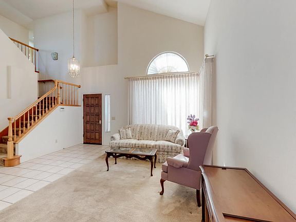 3rd image of 1611 Paso Robles Ct